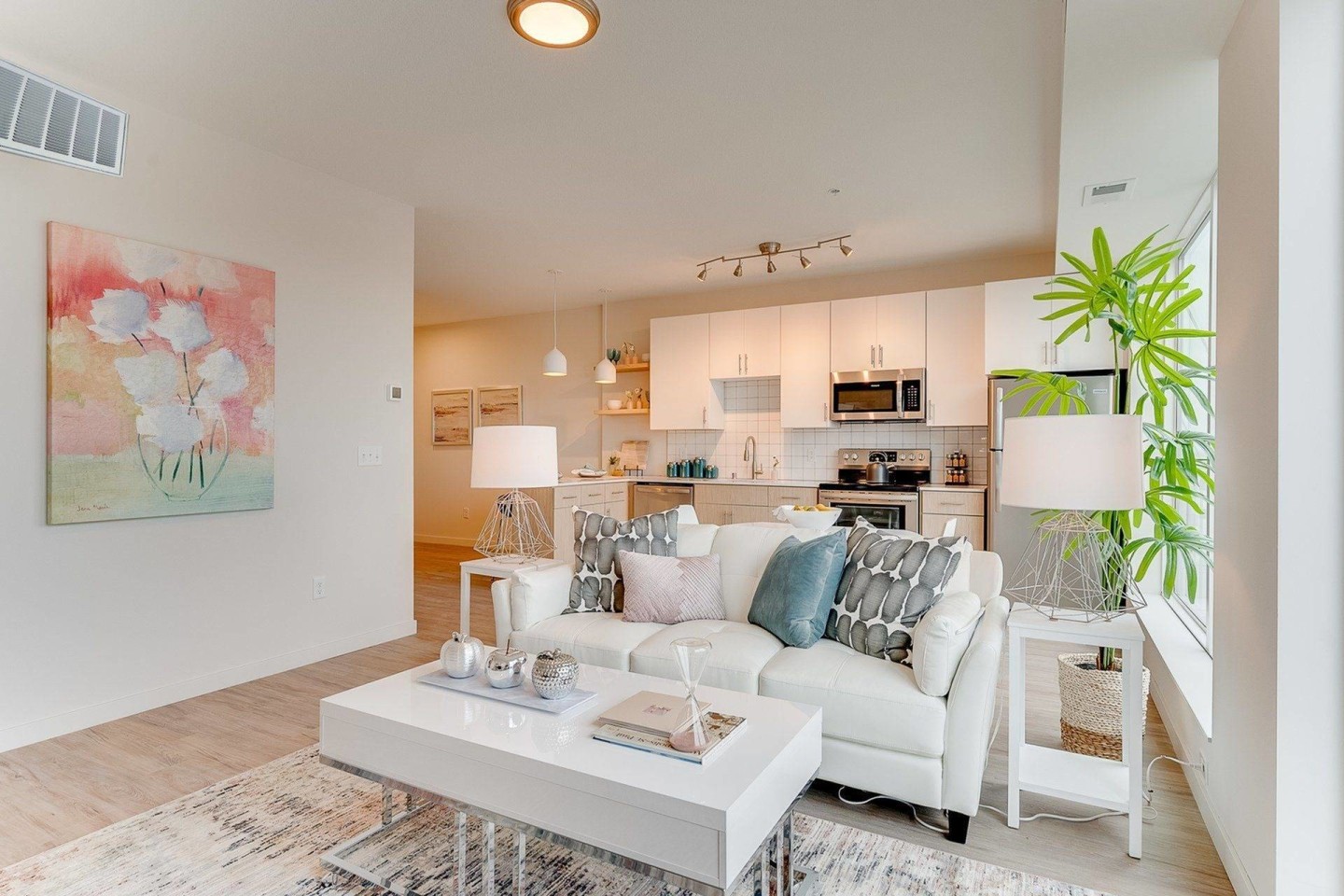 2934 Bryant Avenue Image 17
