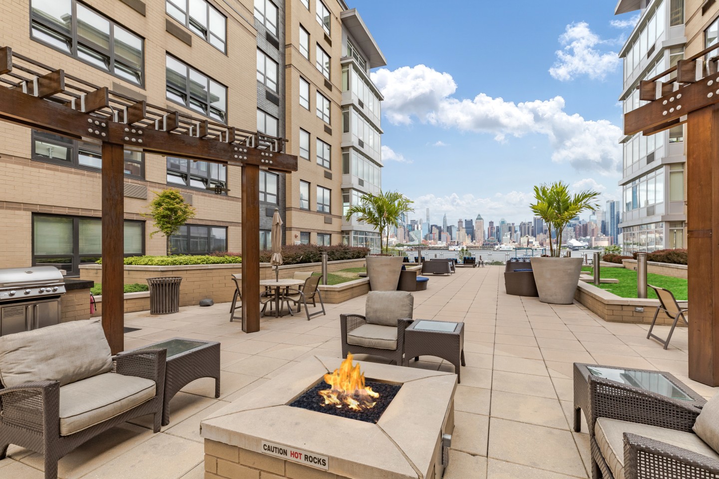 RiversEdge at Port Imperial Image 17