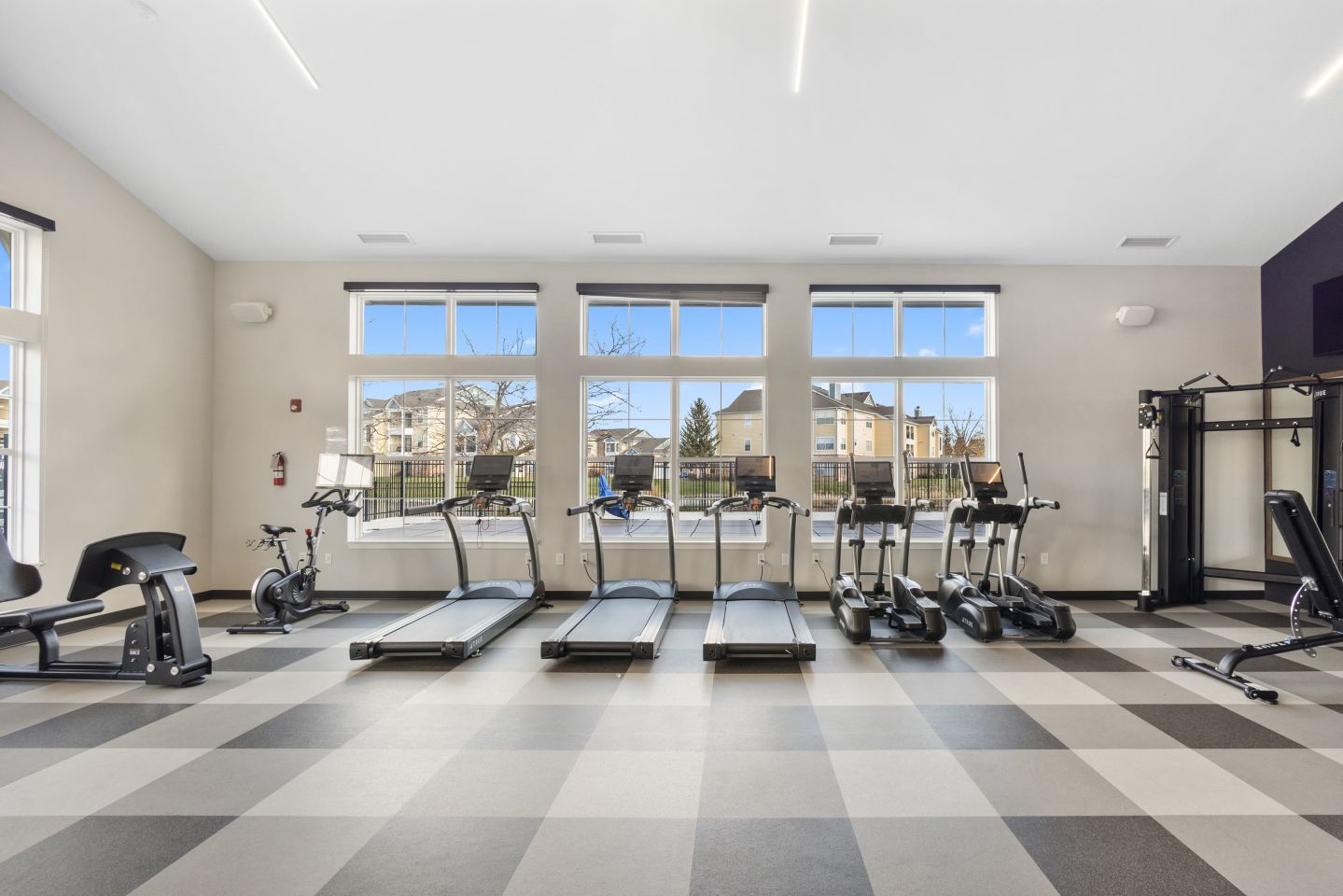 Center Point Apartments Image 15