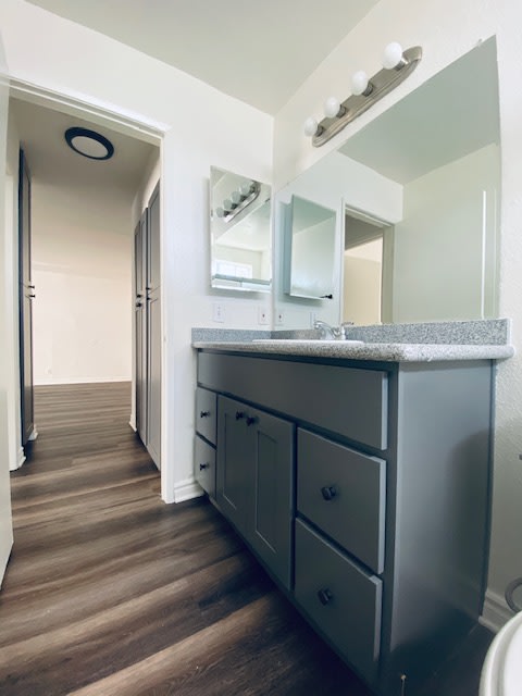 247 S. Normandie. Image 12