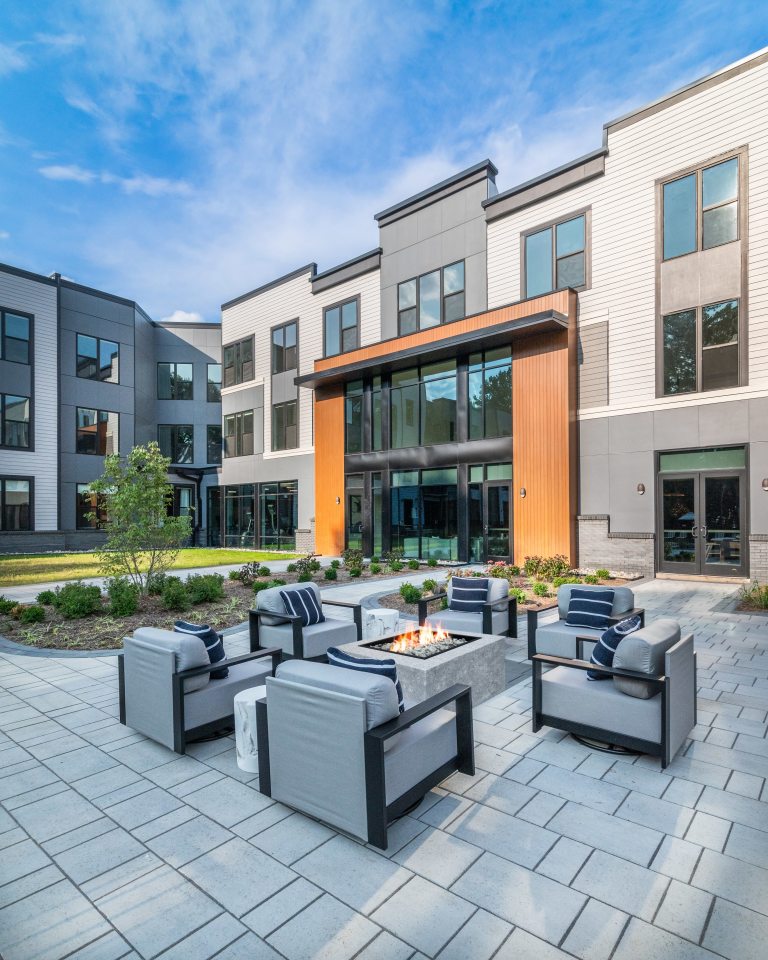 Park & Arbor Image 32