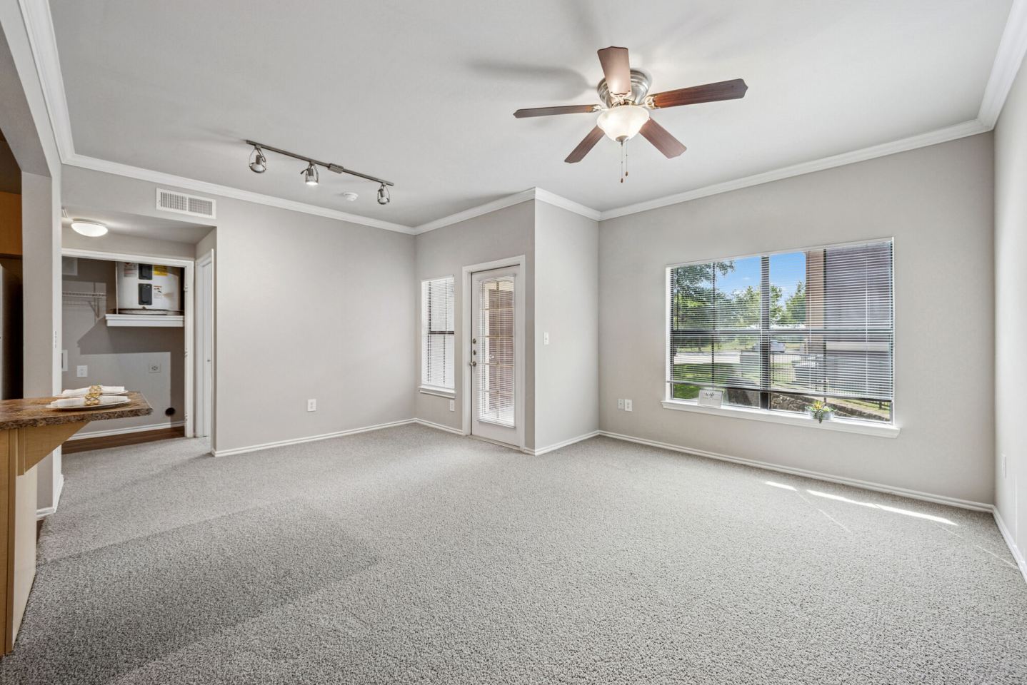The Residences at Holland Lake Image 14