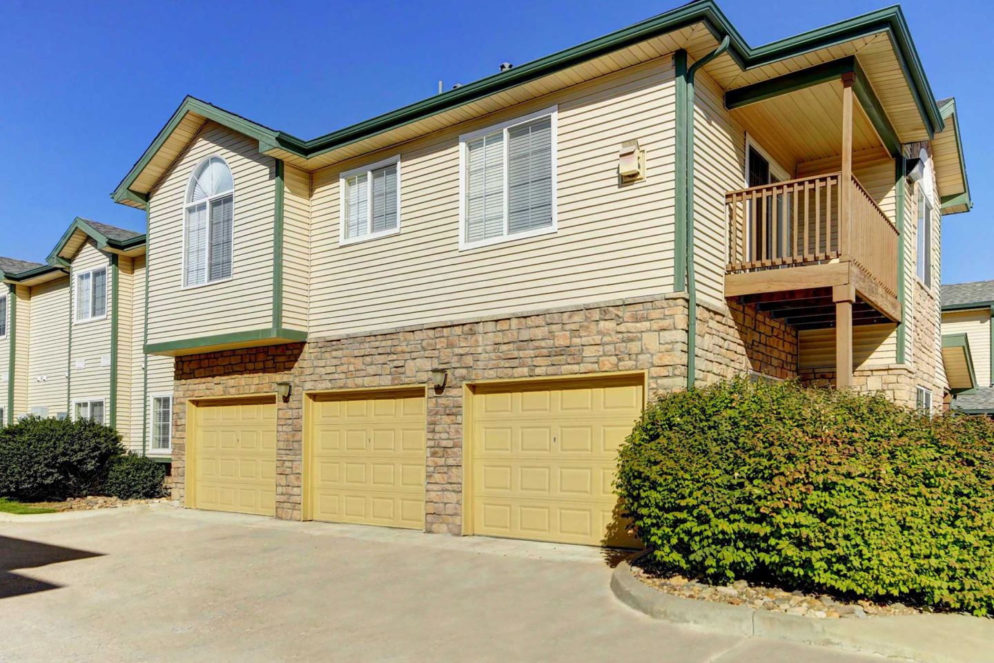 Alder Peak Townhomes Image 30