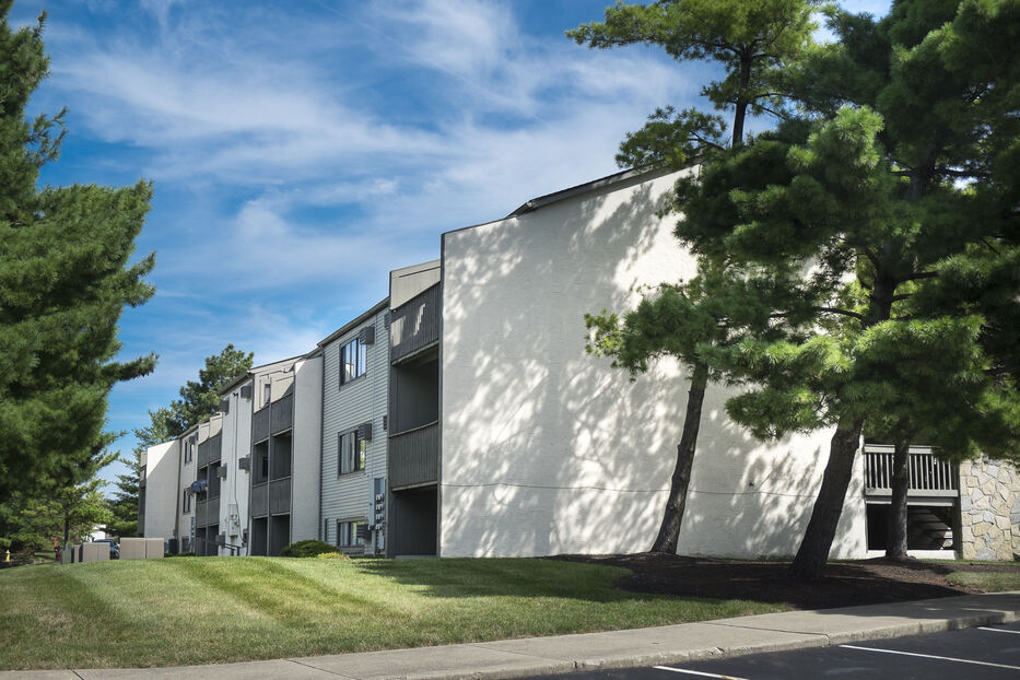 Pointe at Northern Woods Image 36