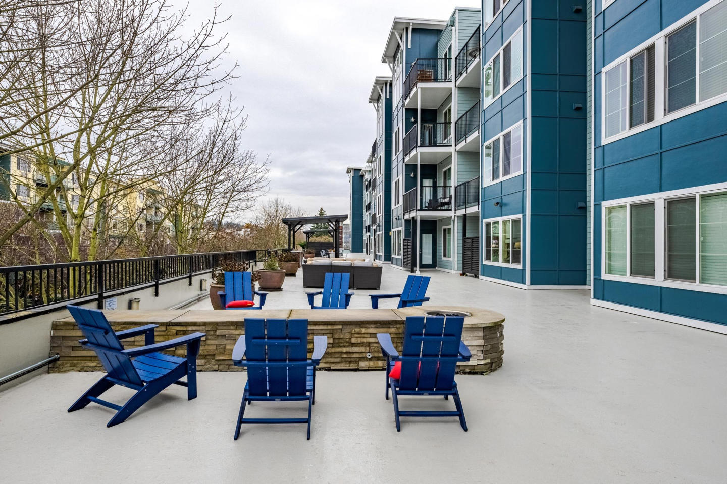95 Burnett Image 15