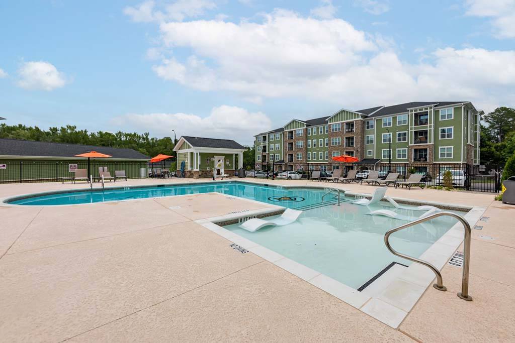 Affordable Housing - Luxury Apartments at Foxwood Image 5