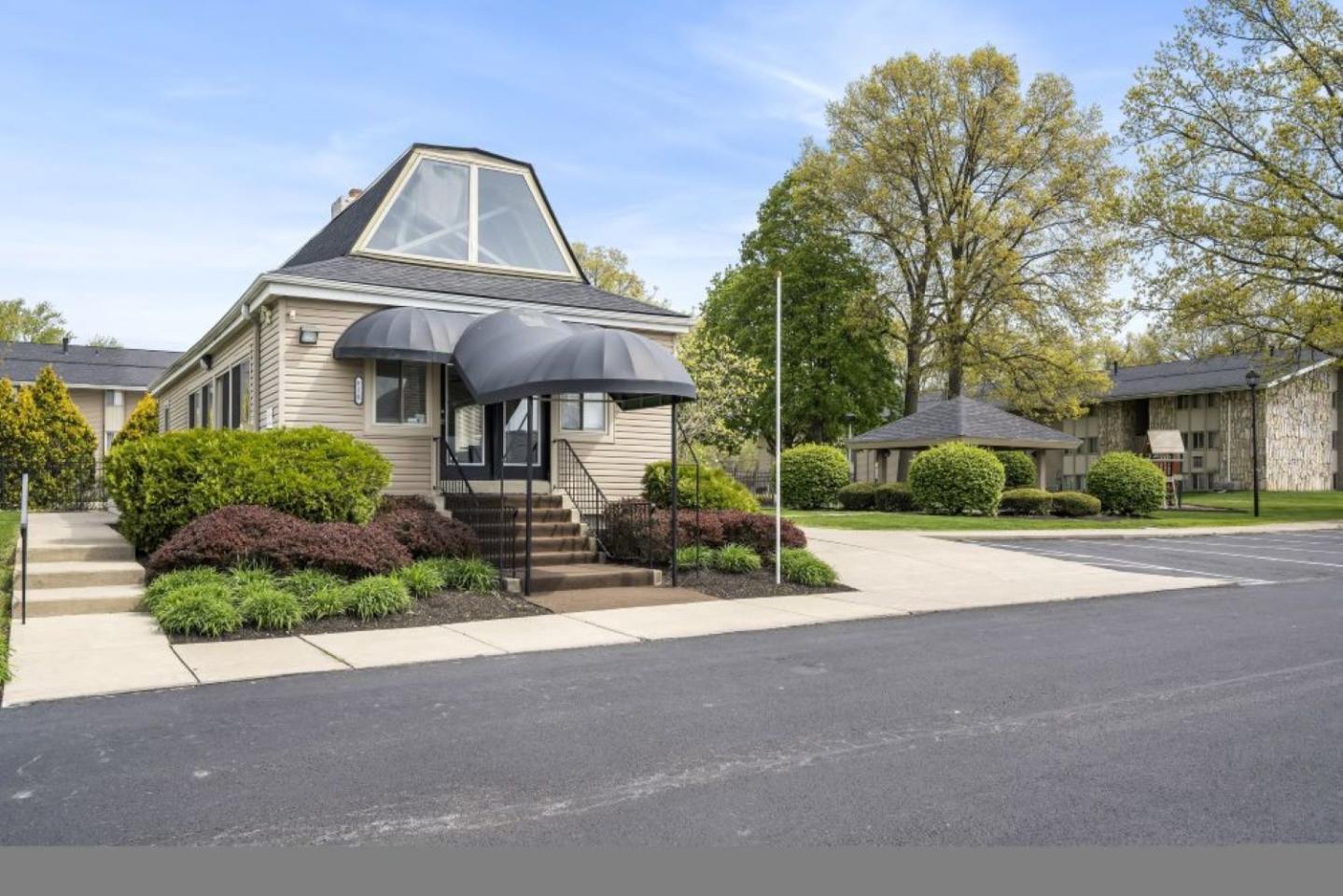 Stone Lodge Apartments Image 12