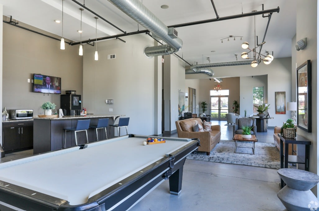Lofts at Bass I Image 21