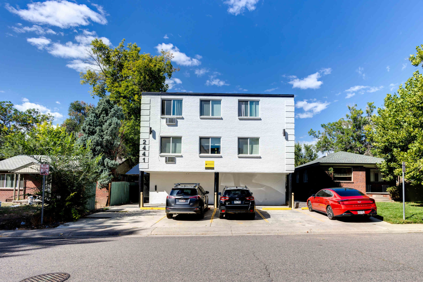 2441 S. York St. Image 18