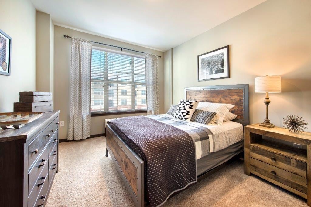 306 Riverfront Image 8
