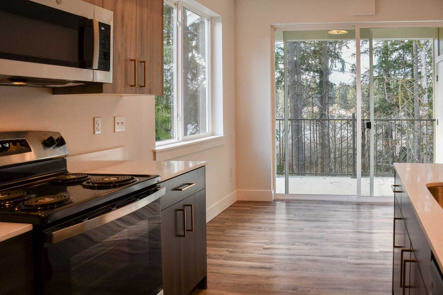 Lakeview Apartments Image 17