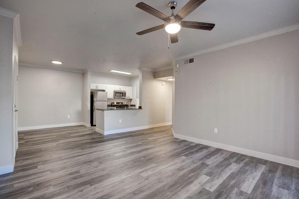 Broadleaf Apartments Image 50