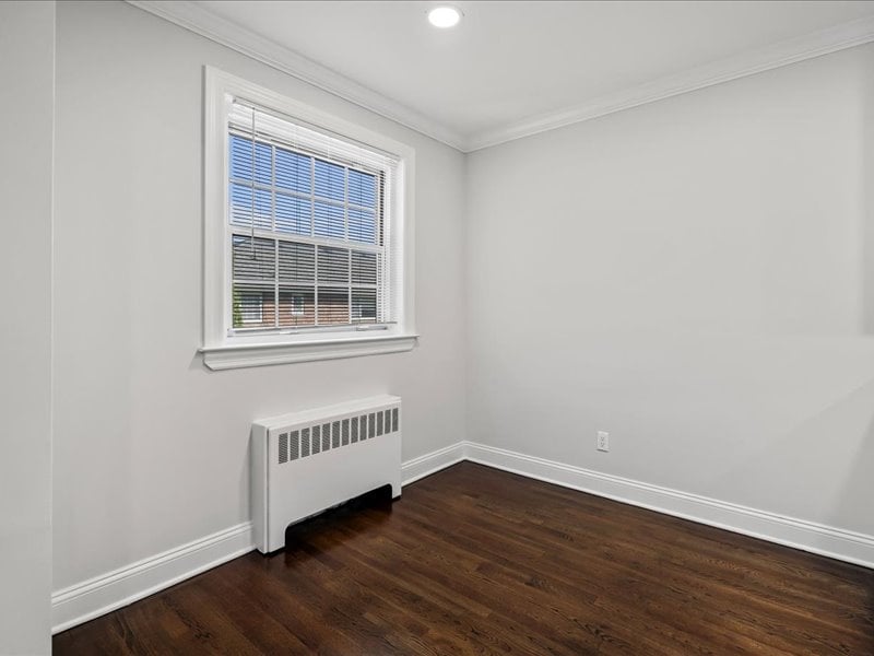 Whitehall Image 12