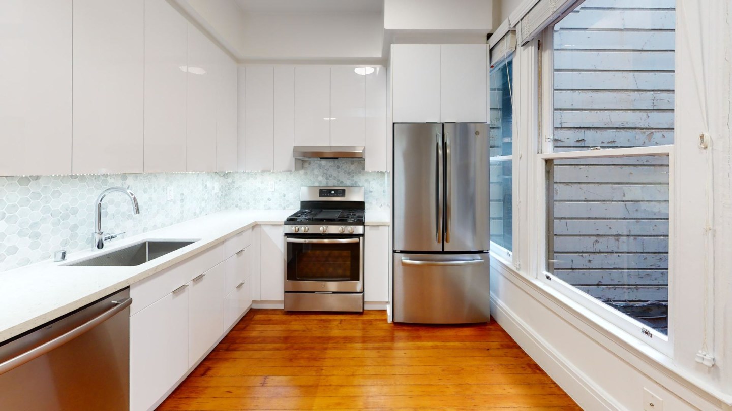 957 Hayes Street Image 7