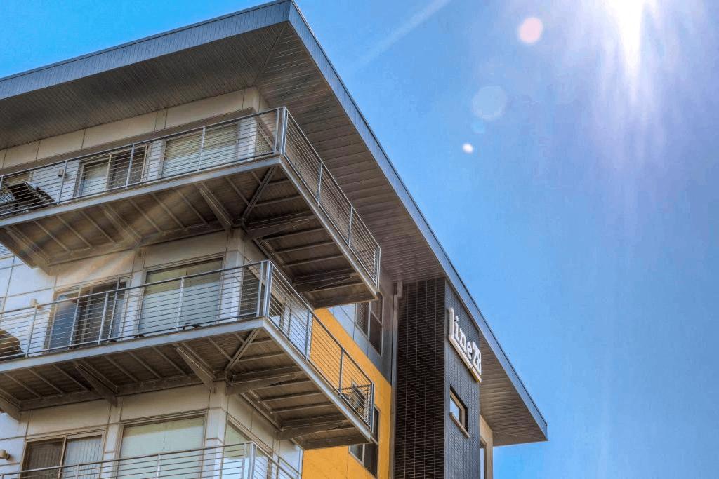 Line 28 at LoHi Apartments Image 19