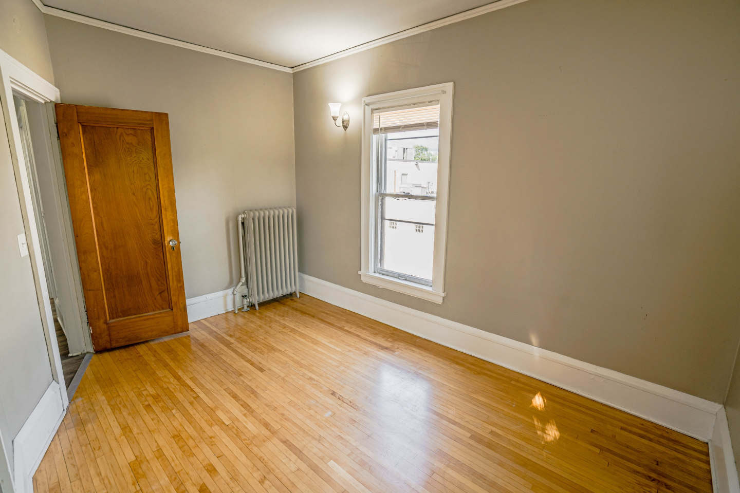 990 Grand Avenue Image 23