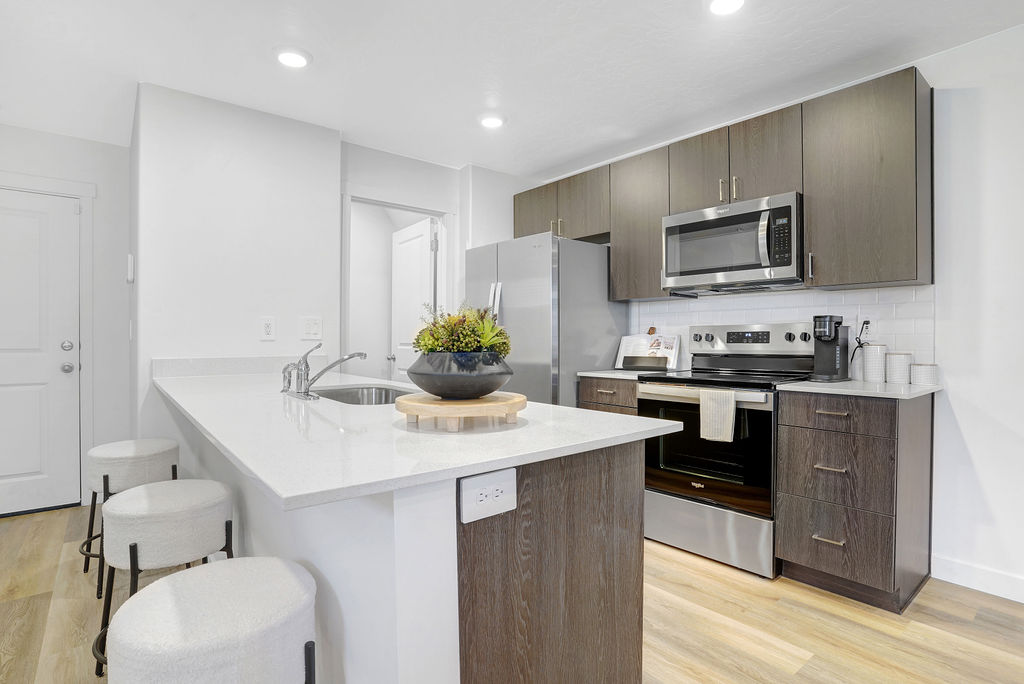 Little Valley Townhomes Image 9