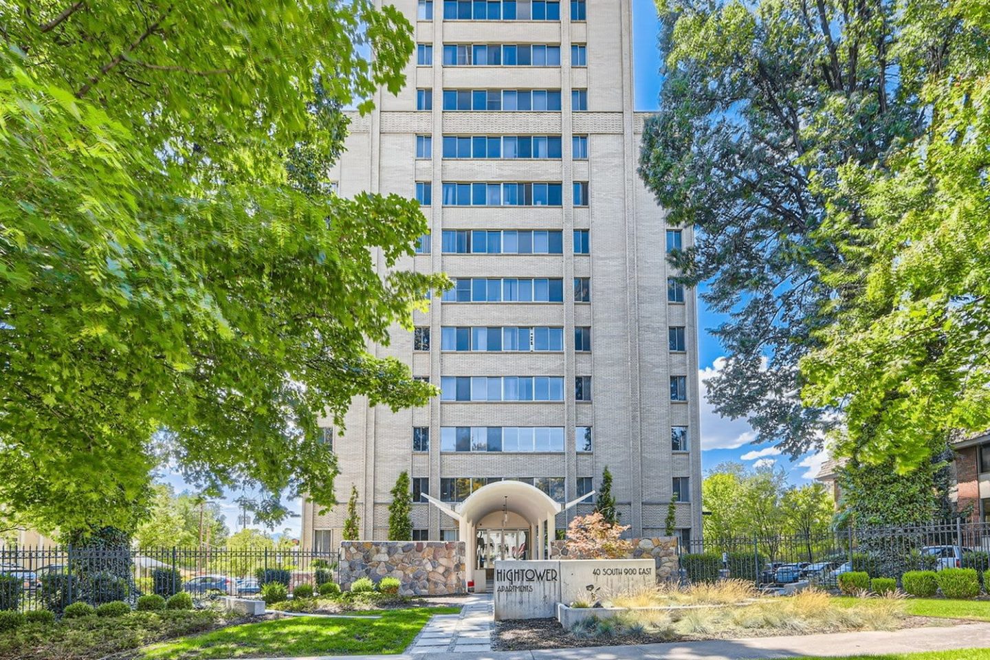 Hightower Apartments Image 8