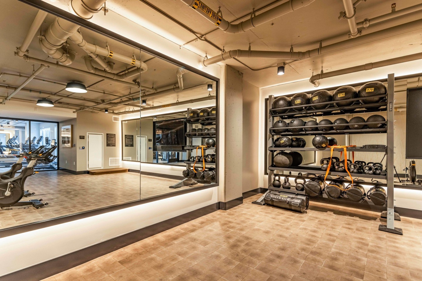 Arista Residences Image 31