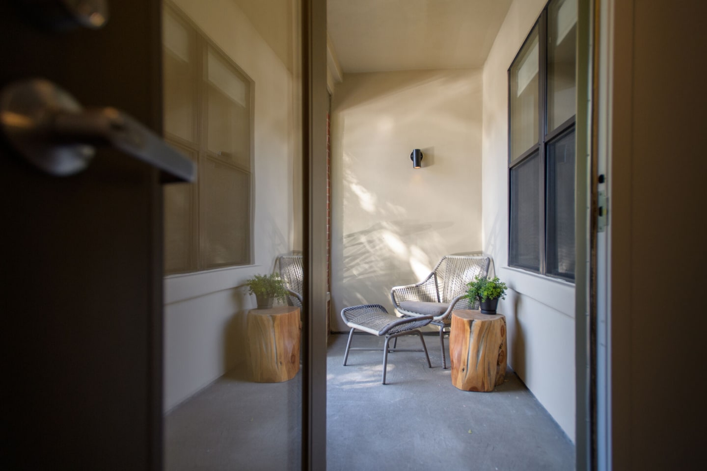 1801L Image 20