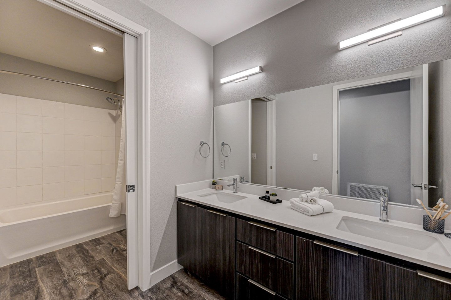 The Gramercy Residences Image 3