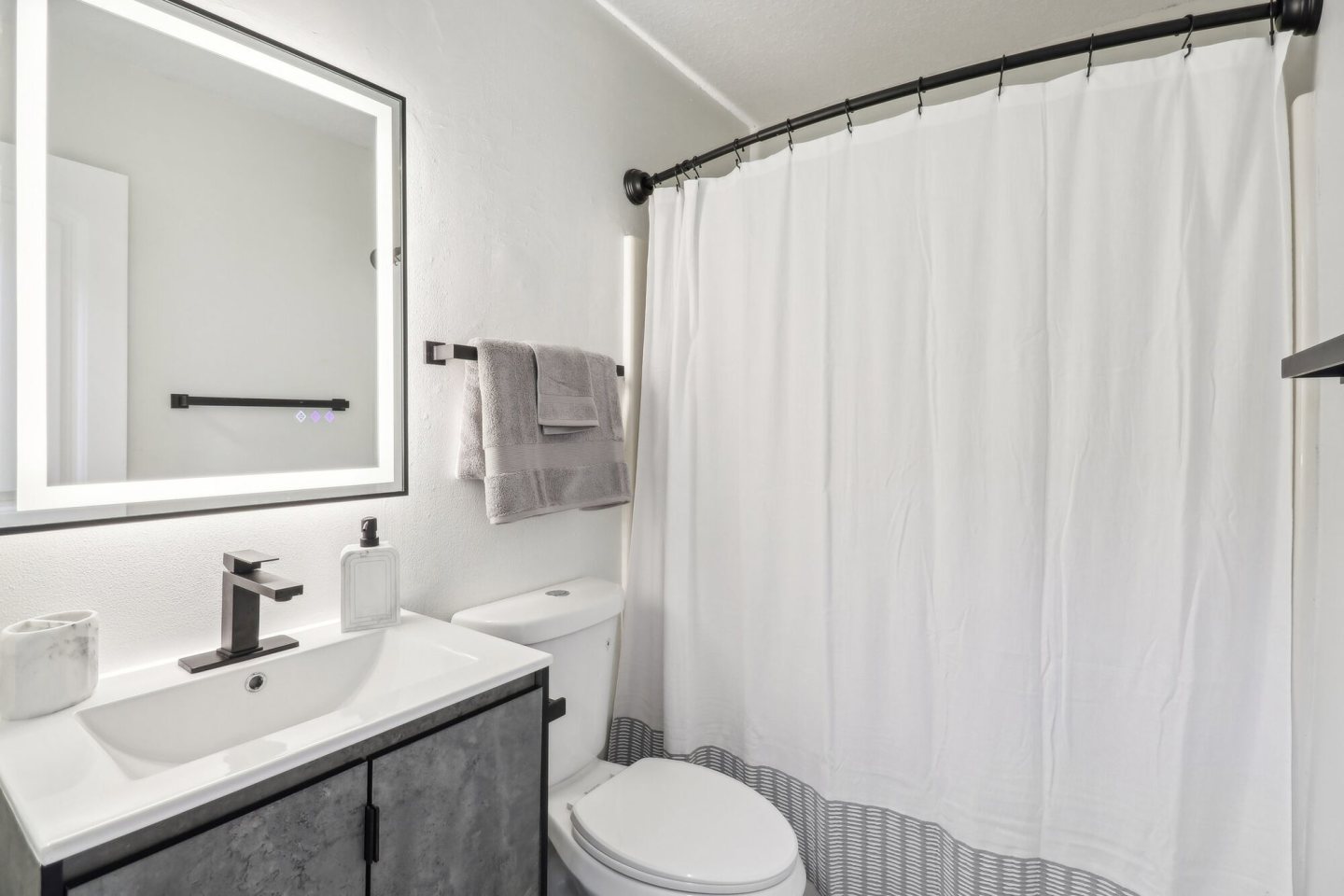 MOD Villas Image 35