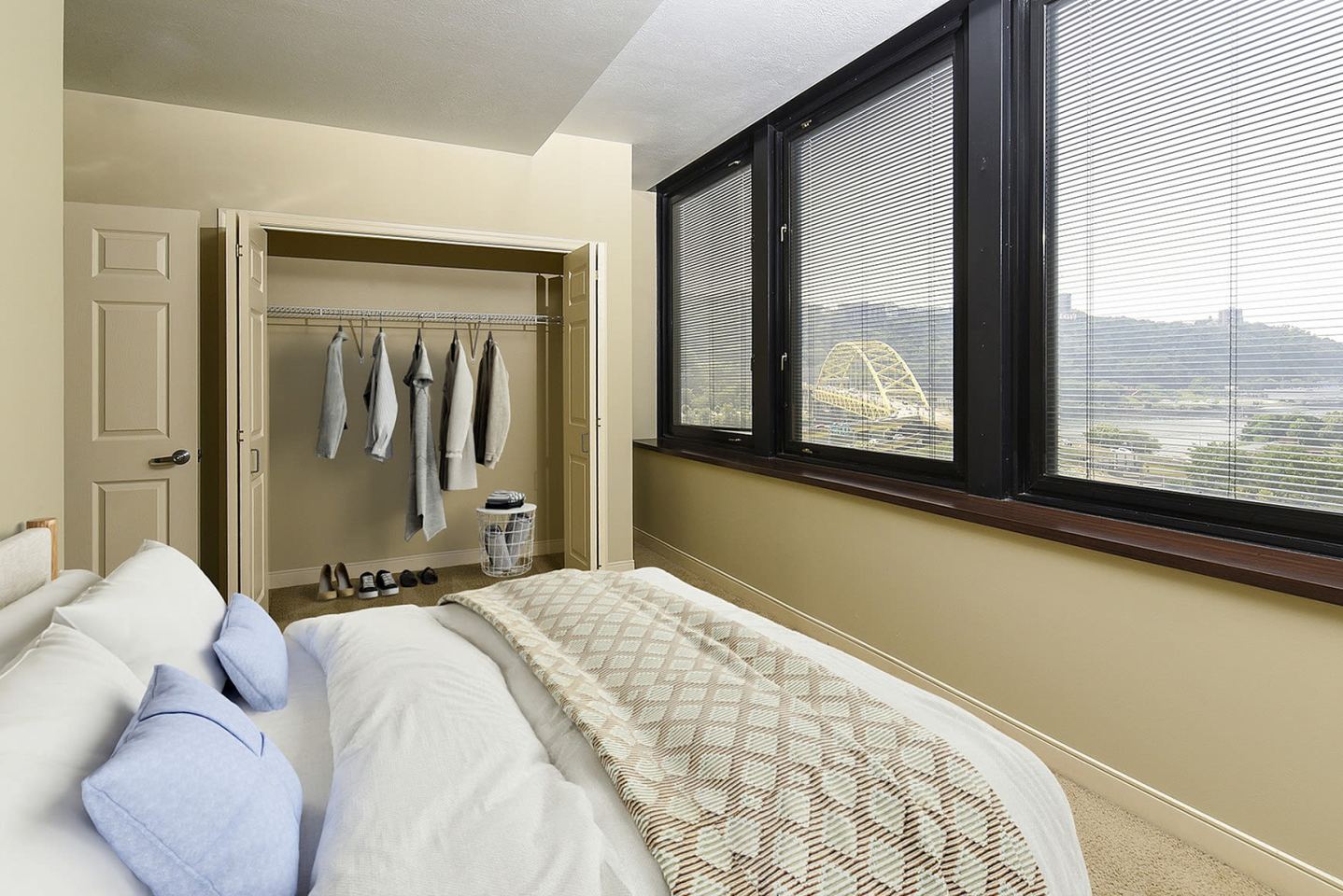Apartments at River View Image 19