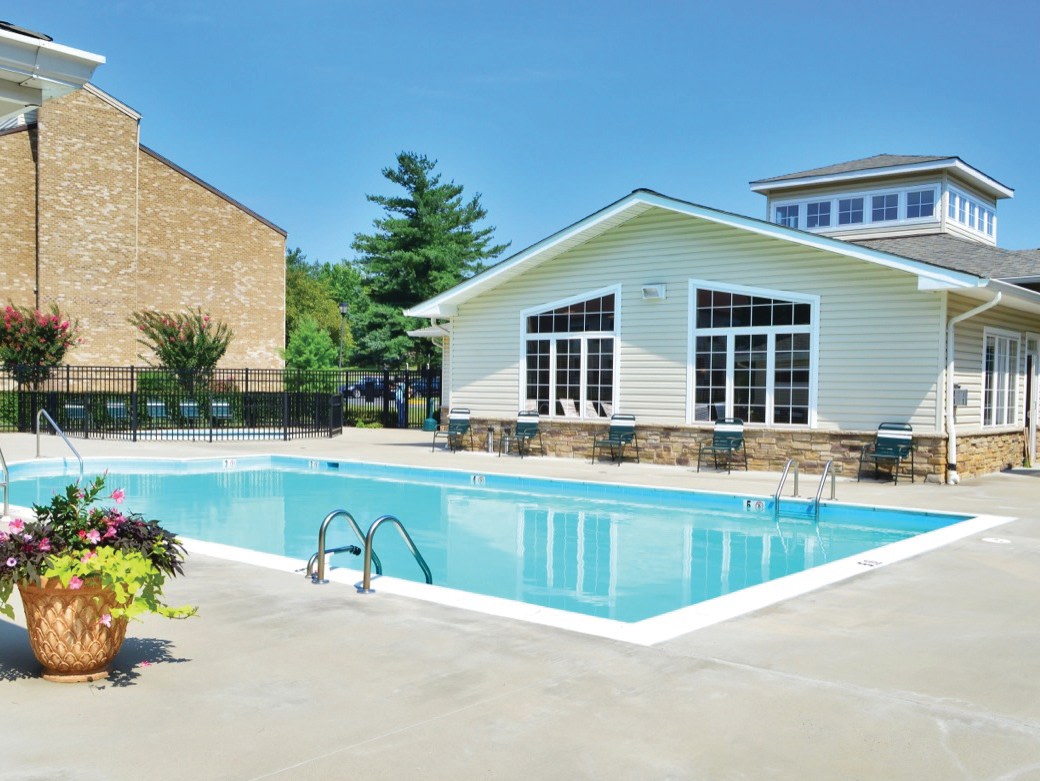 The Apartments at Elmwood Terrace Image 22