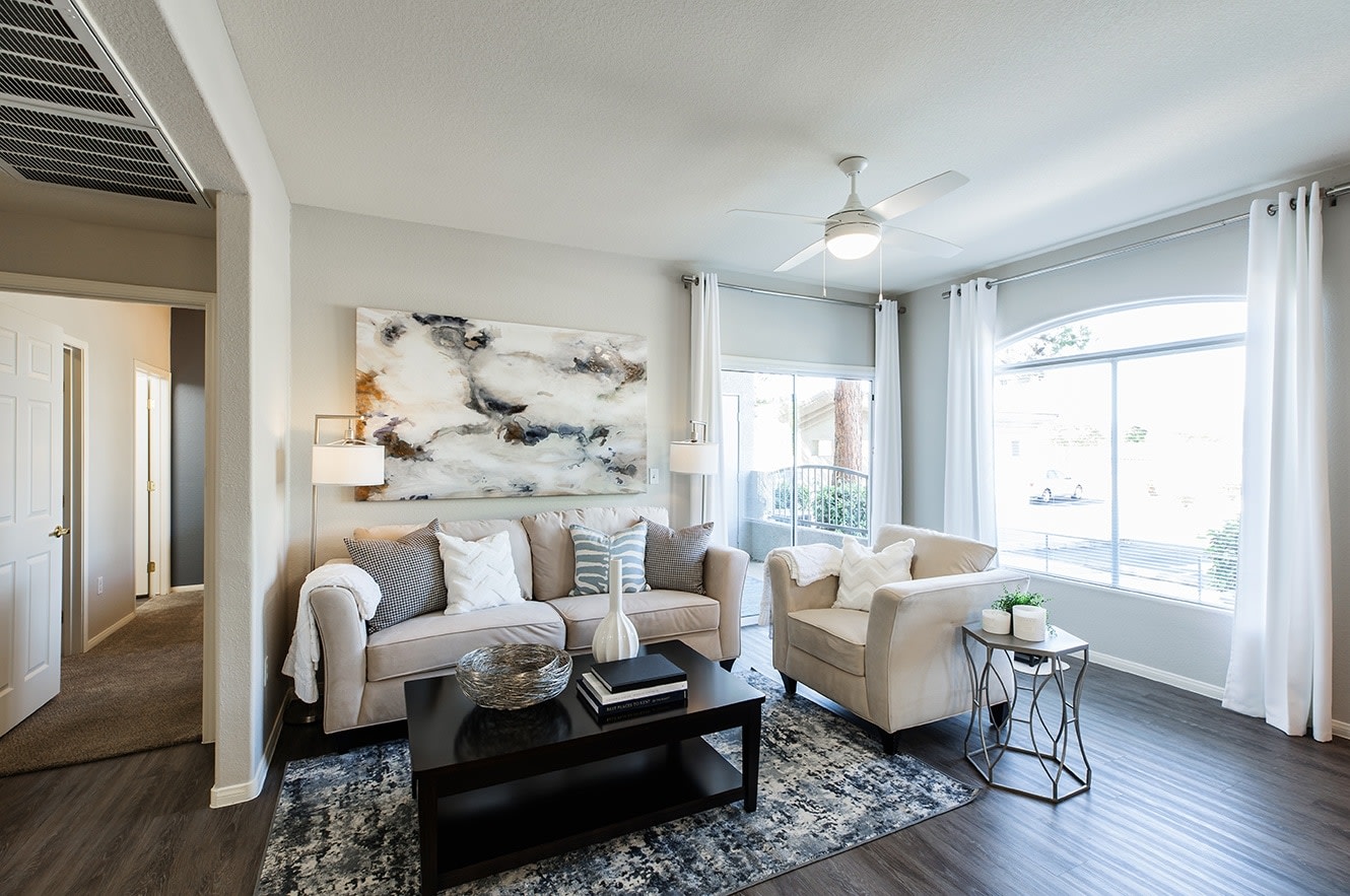Parkside Villas Image 4