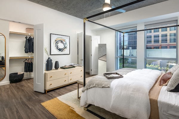 Adeline Luxury Living Image 35