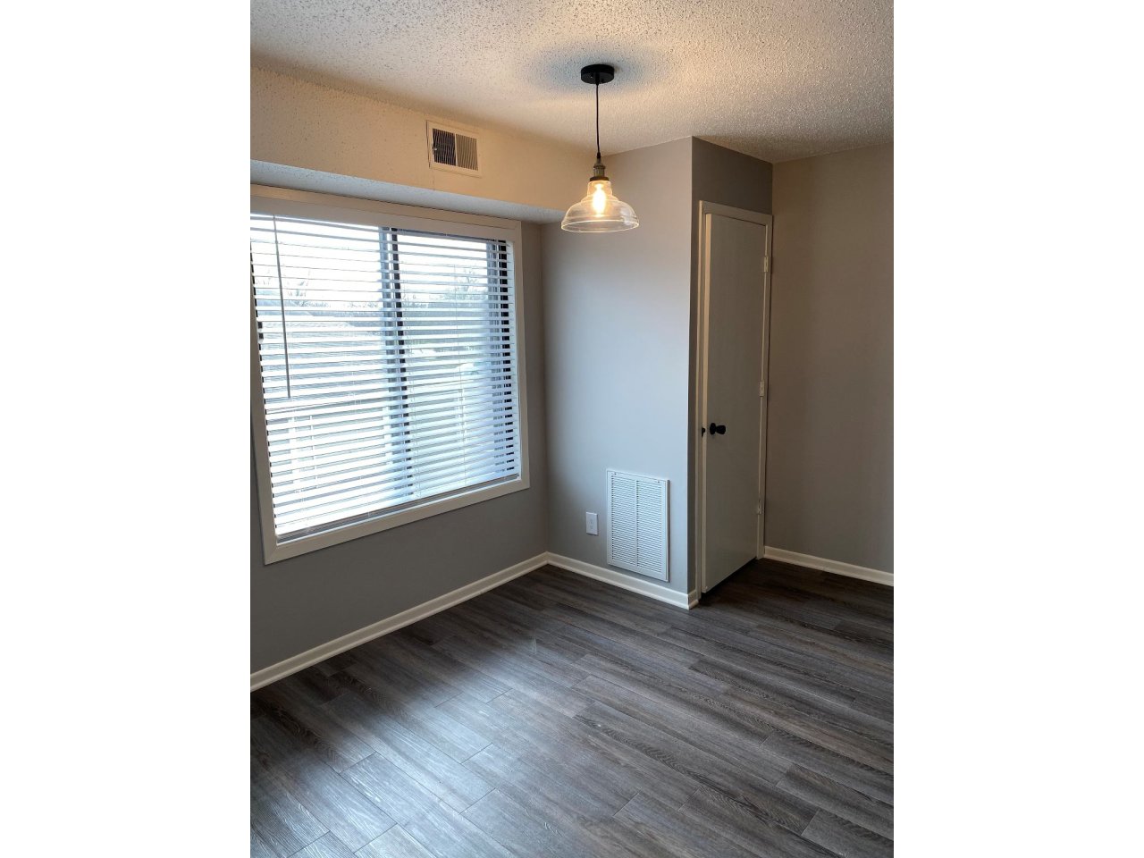 Parkside Apartments Image 4