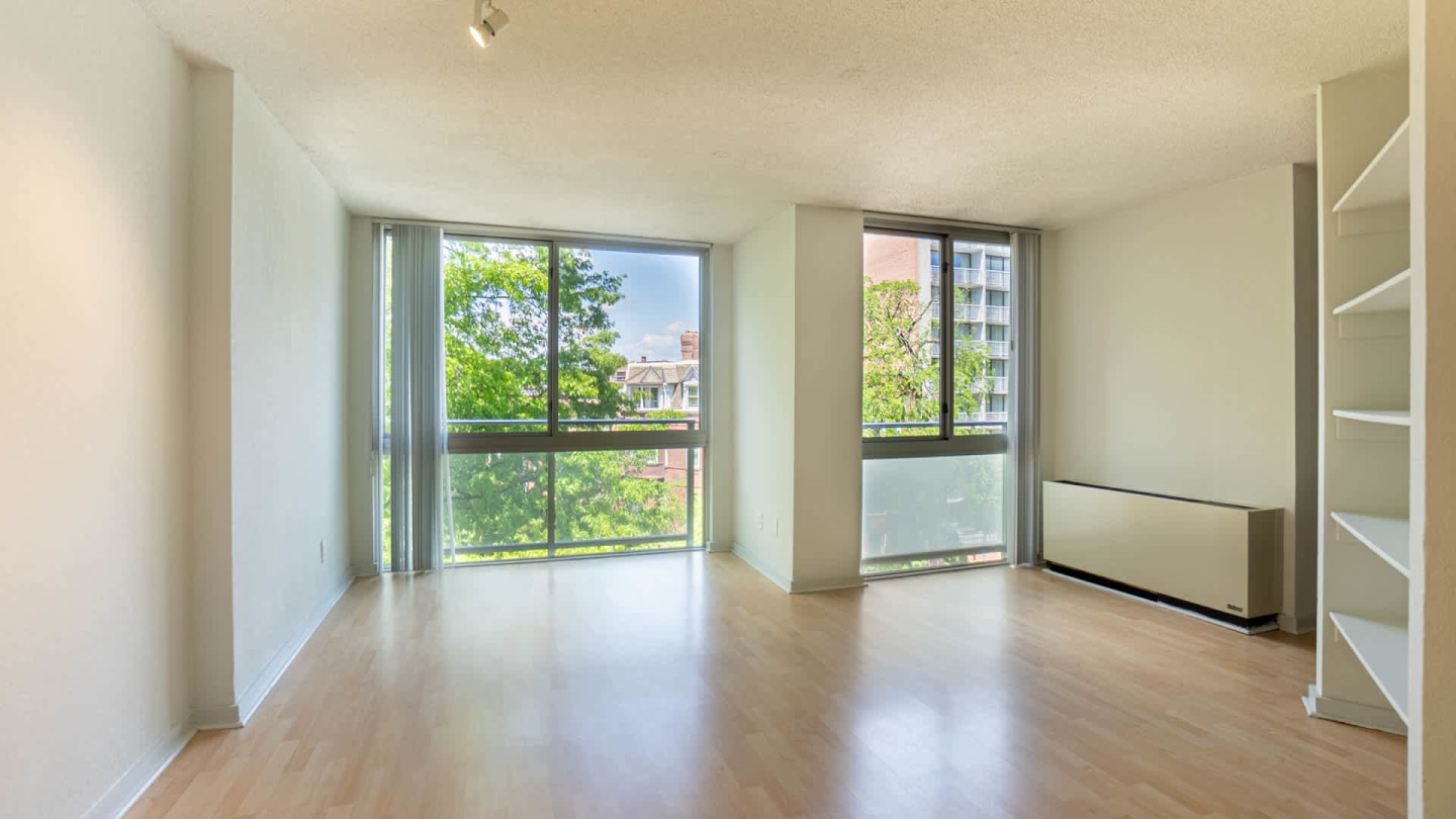 The Flats at Dupont Circle Image 11