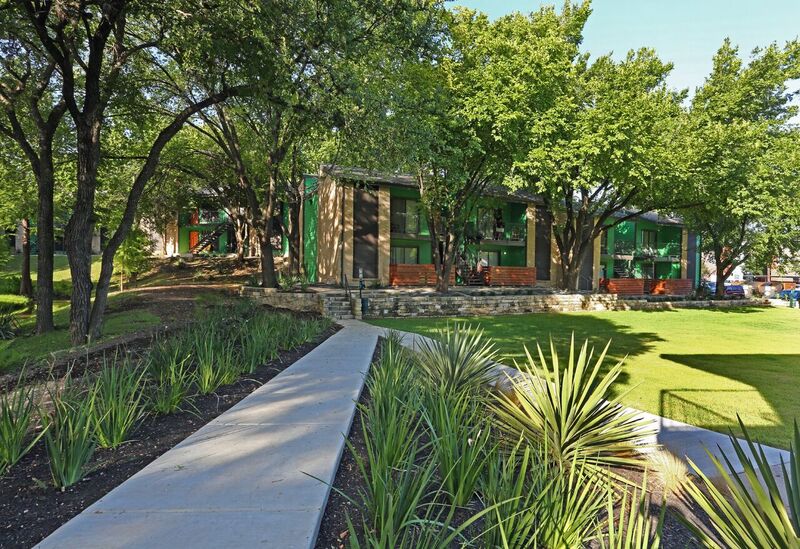 Verde Apartments Image 12