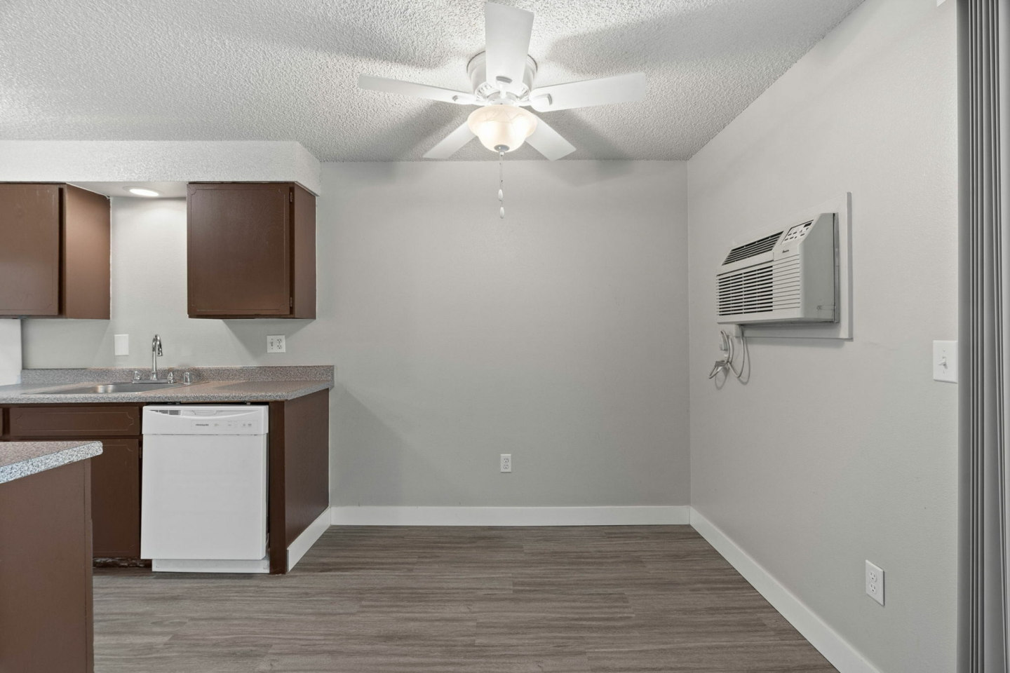 Riverton Terrace Image 23