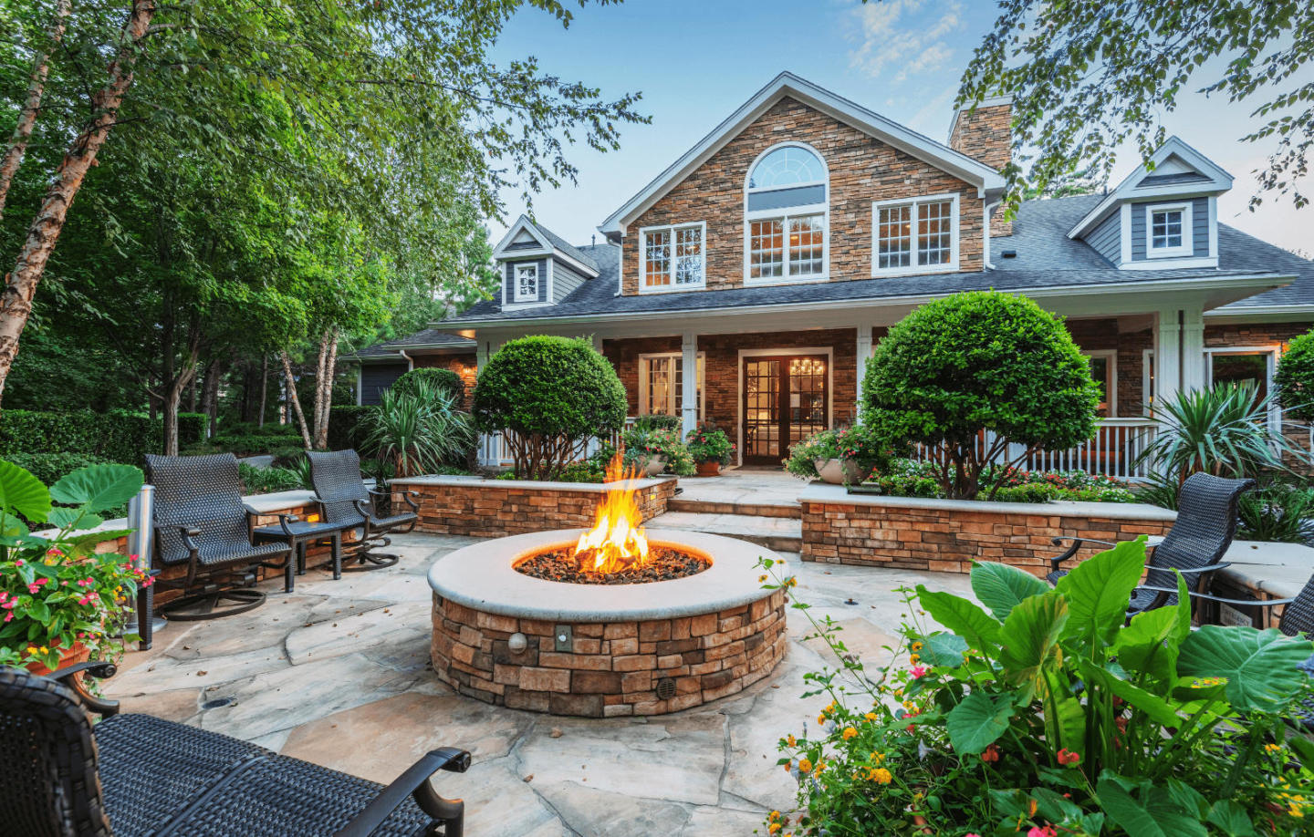 The Estates at Ballantyne Apartments and Townhomes Image 7