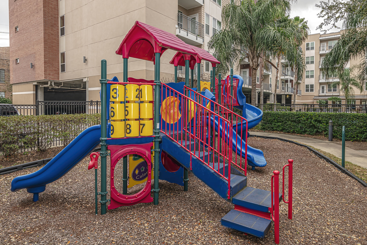 Marquis Apartments Image 23