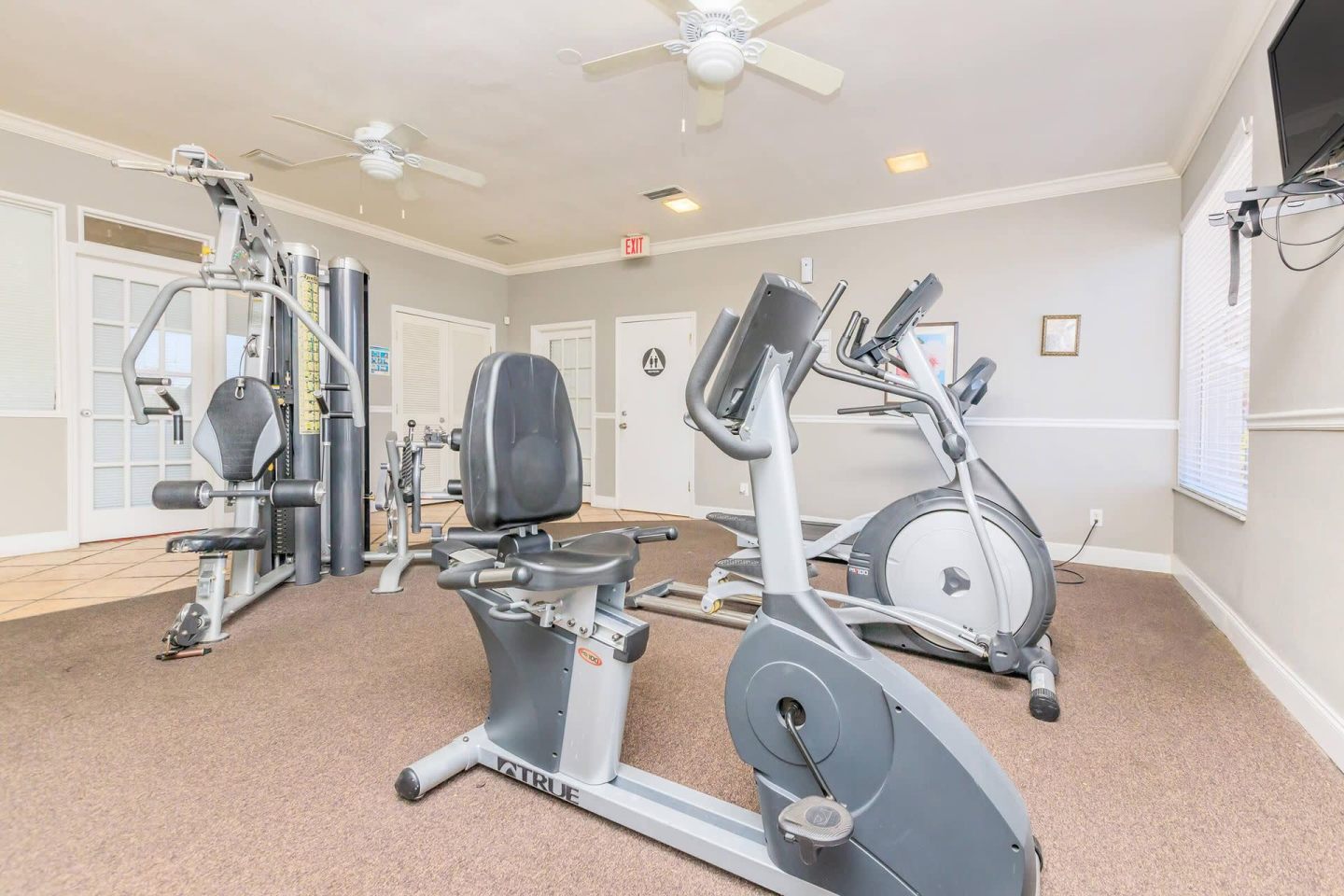 Crown Pointe Image 8