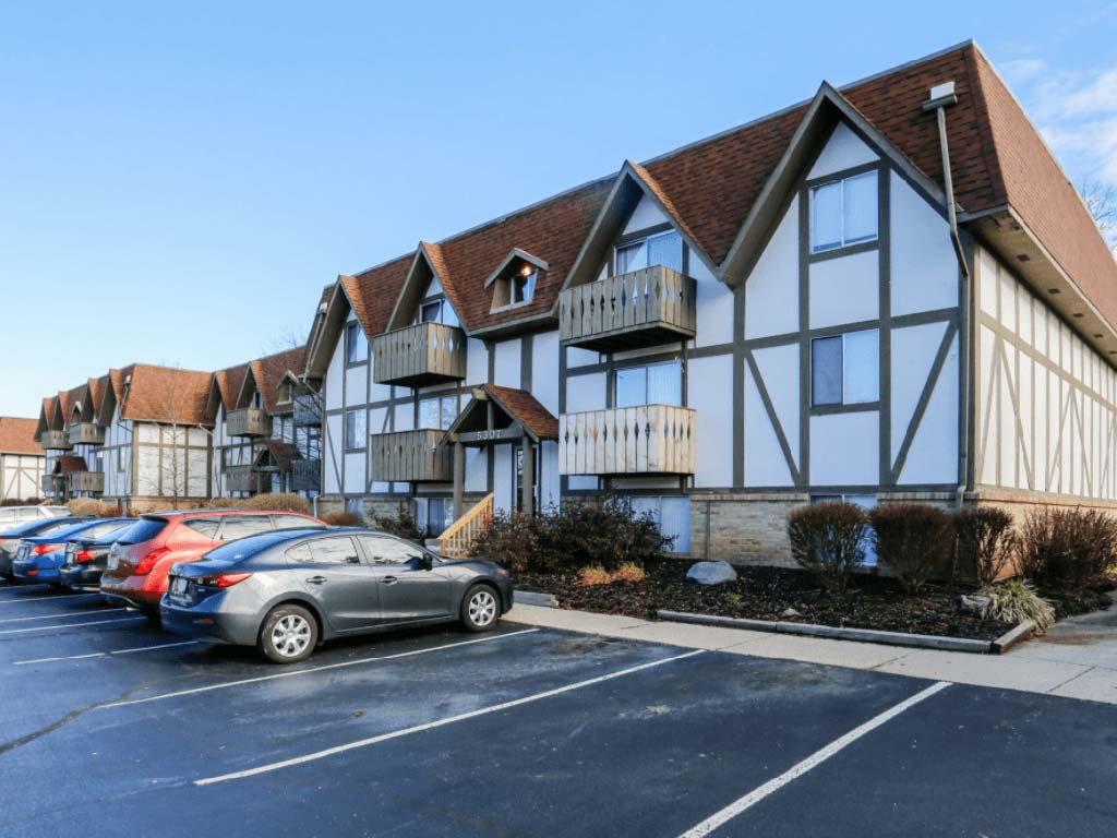 Camelot East Apartments Image 28