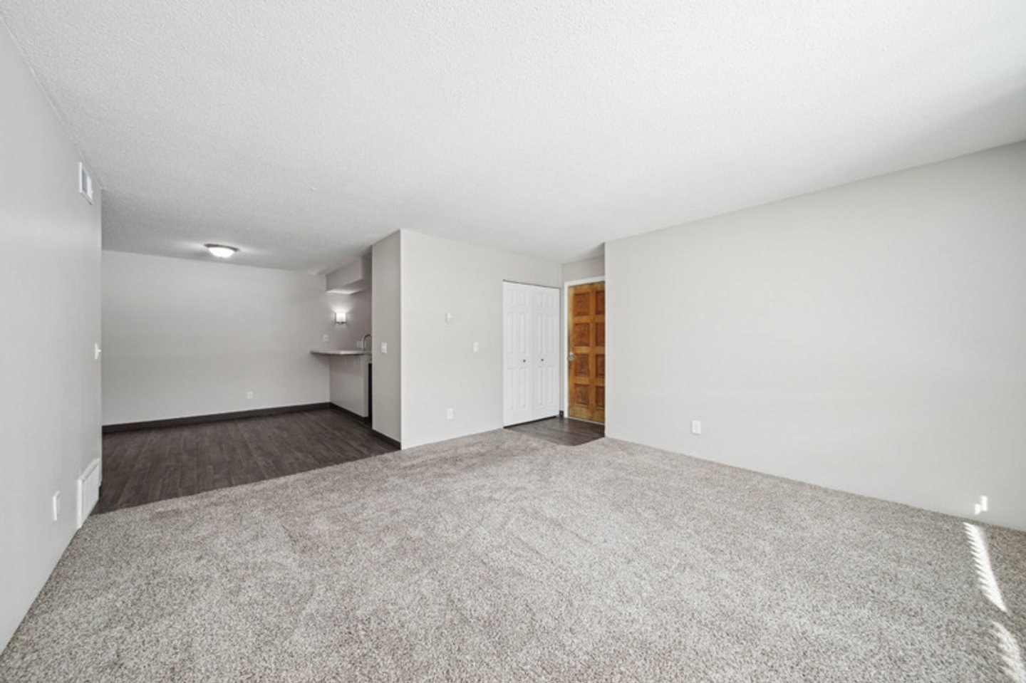 Fox Grove Apartments Image 7