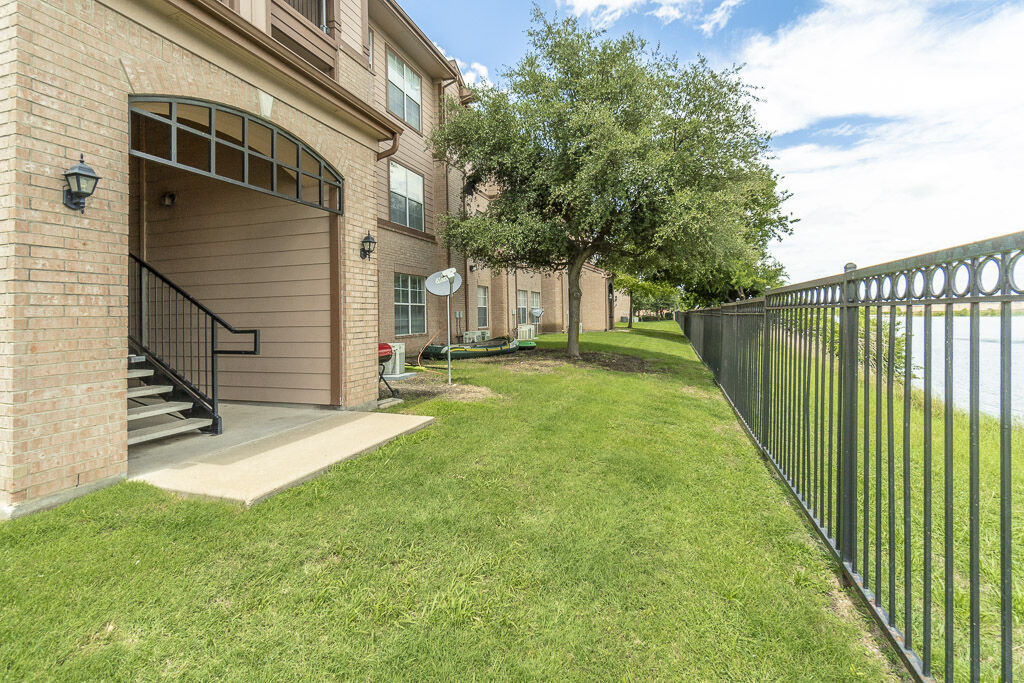 Blue Lake Villas Image 37