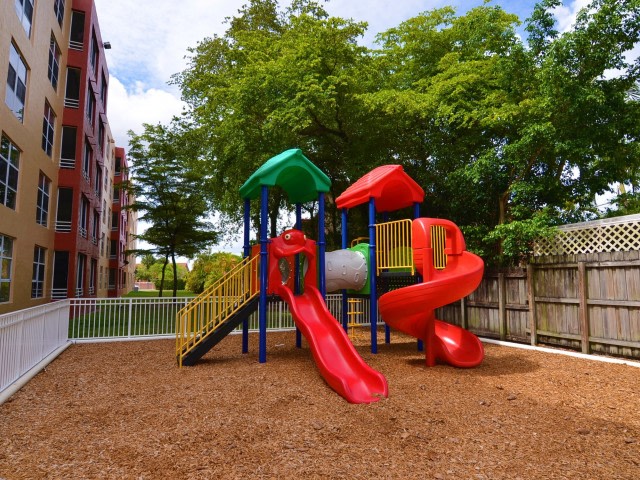 International Club Apartments Image 7