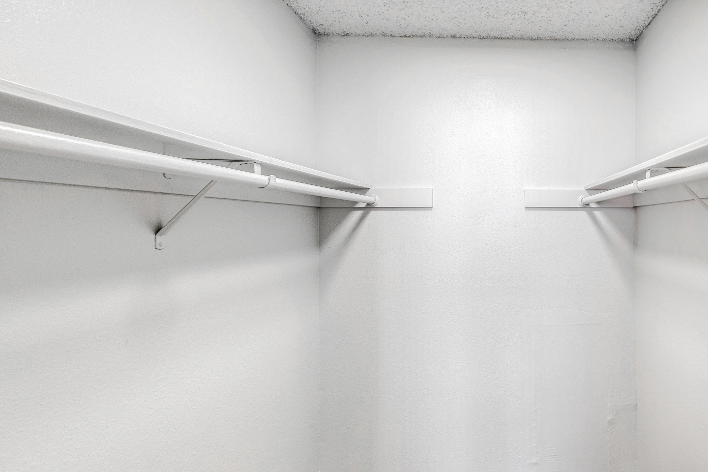 Victoria Apartments Image 12