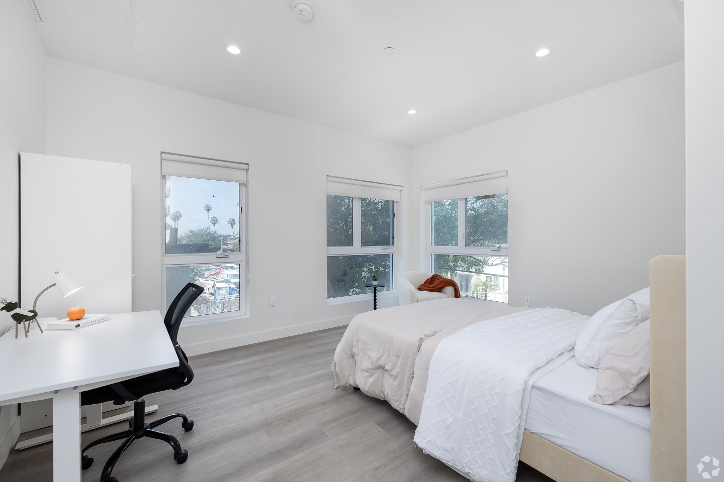 1128 W 37th Drive - Co-Living Image 9