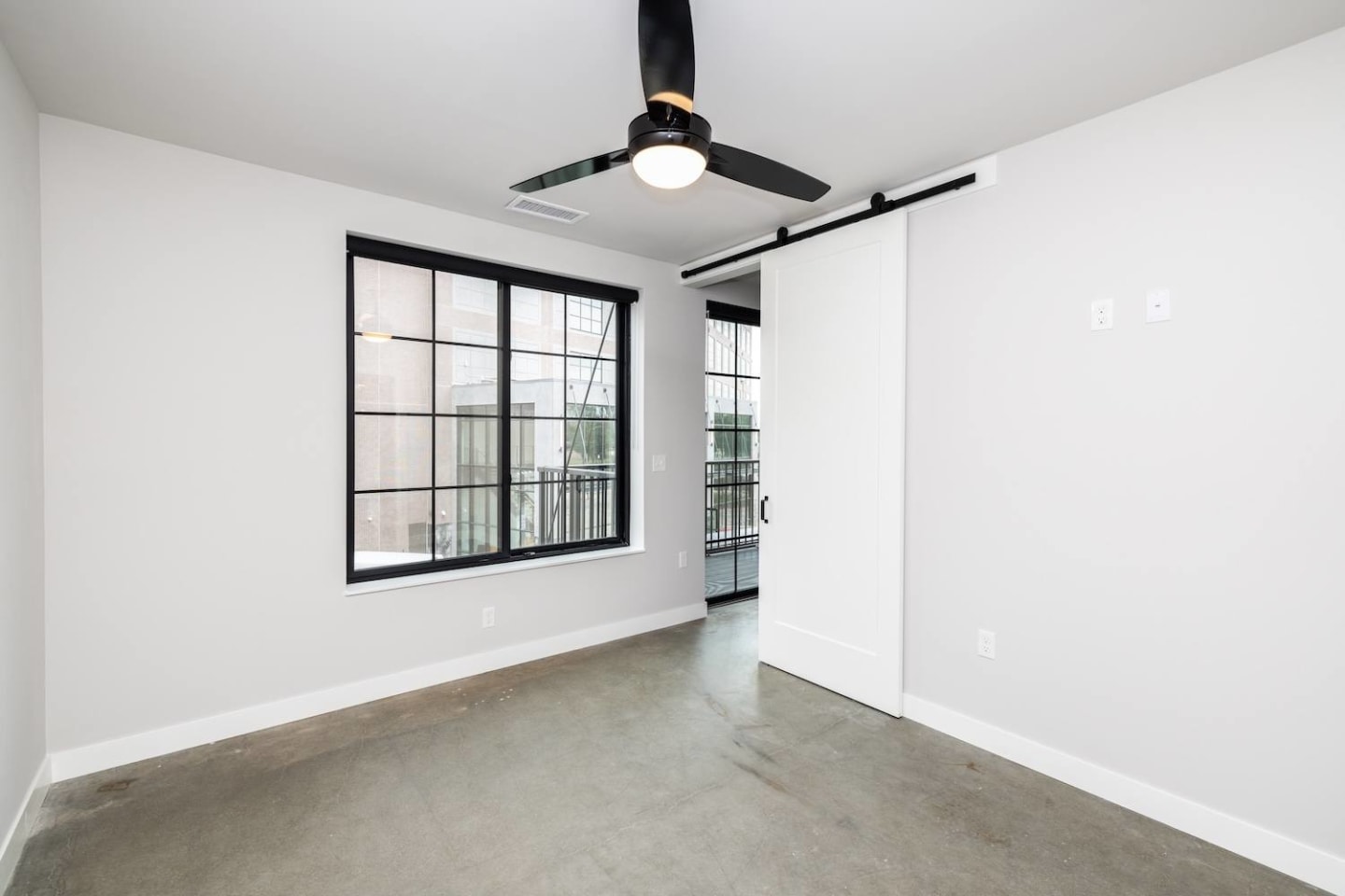 The District Lofts Image 12