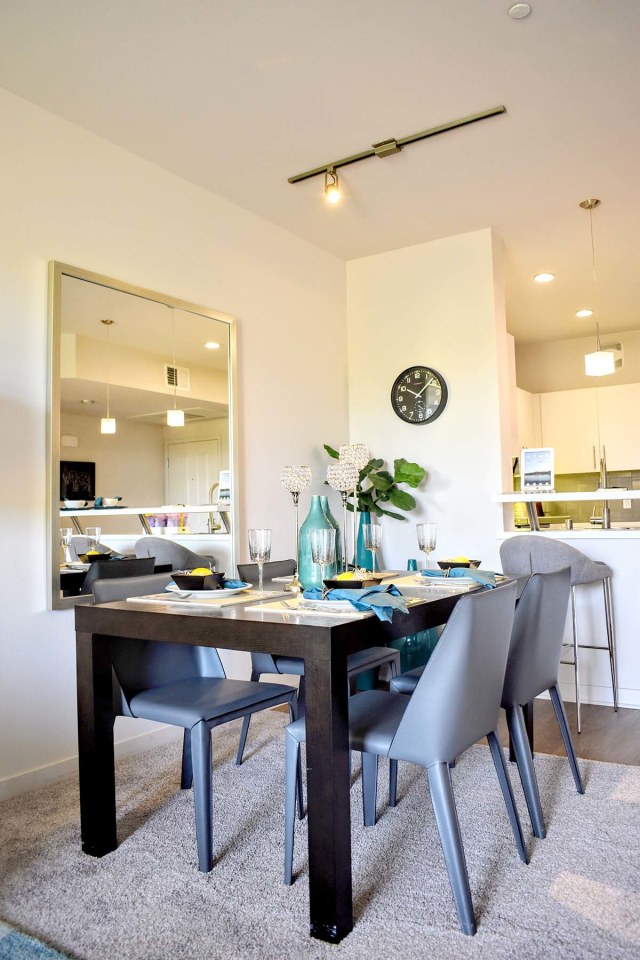 360 Luxury Apartments Image 40
