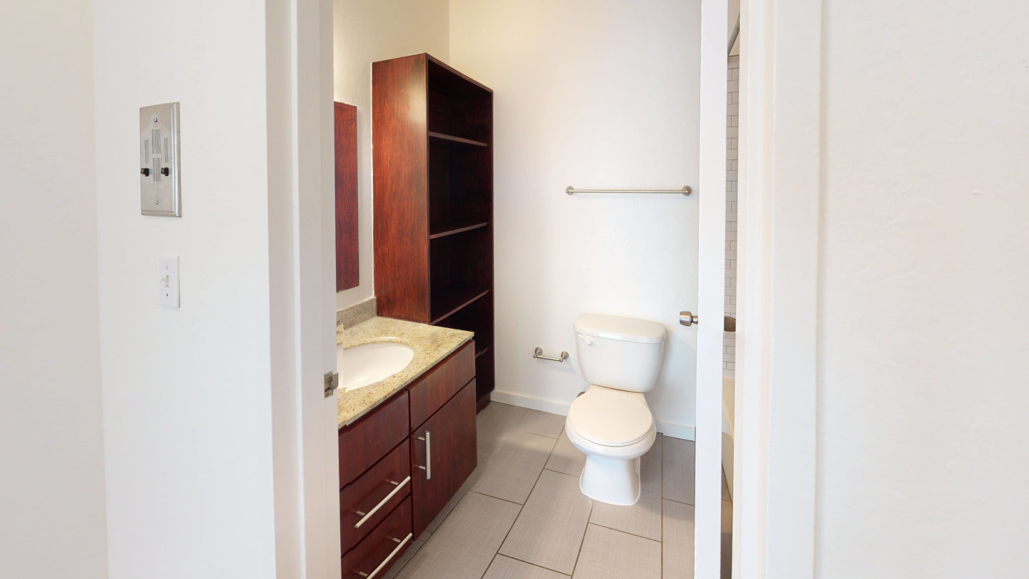 755 Green Street Image 12