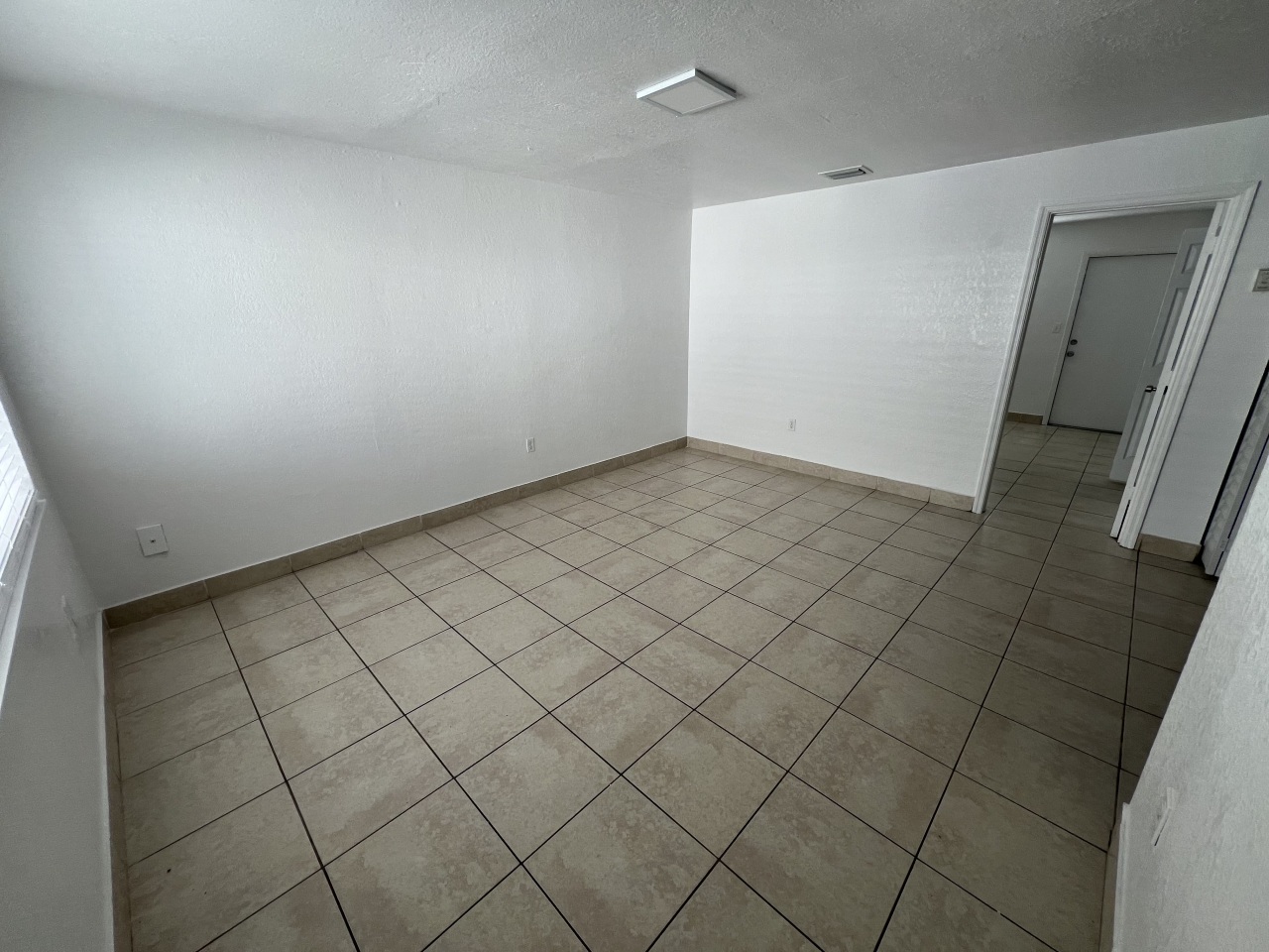 2030 Apartments Image 19