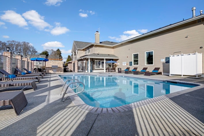 Beaumont Grand Apartment Homes Image 23