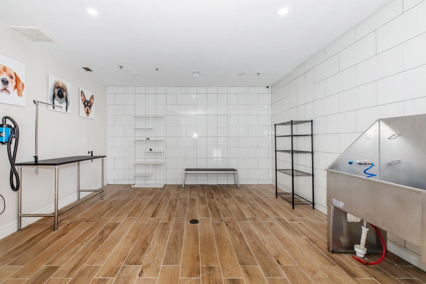 Encino Luxury Apartments Image 22