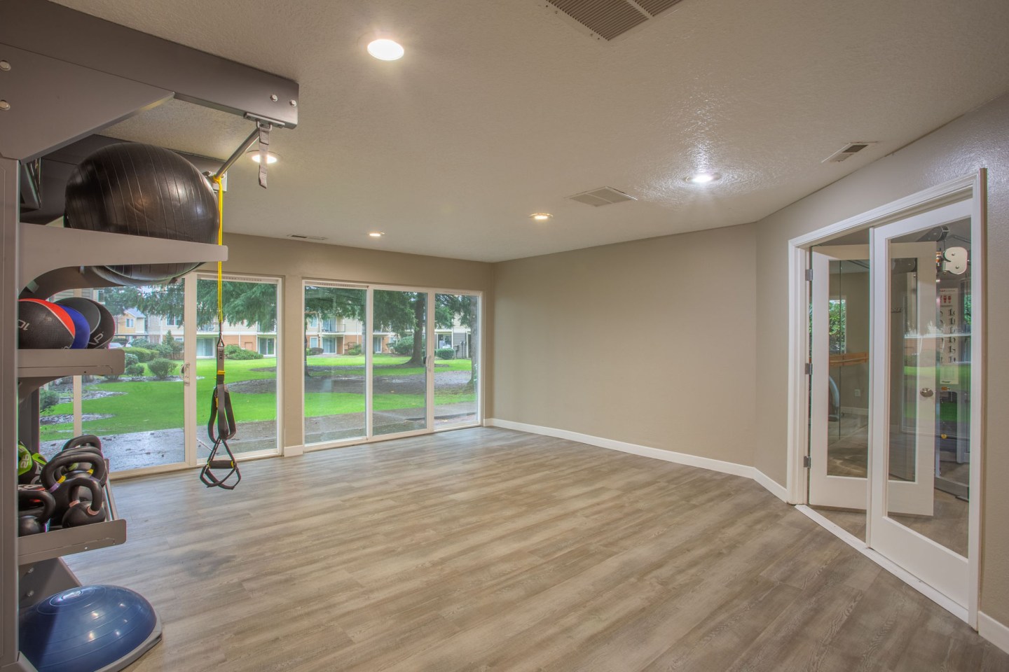 Silver Oak Apartments Image 13